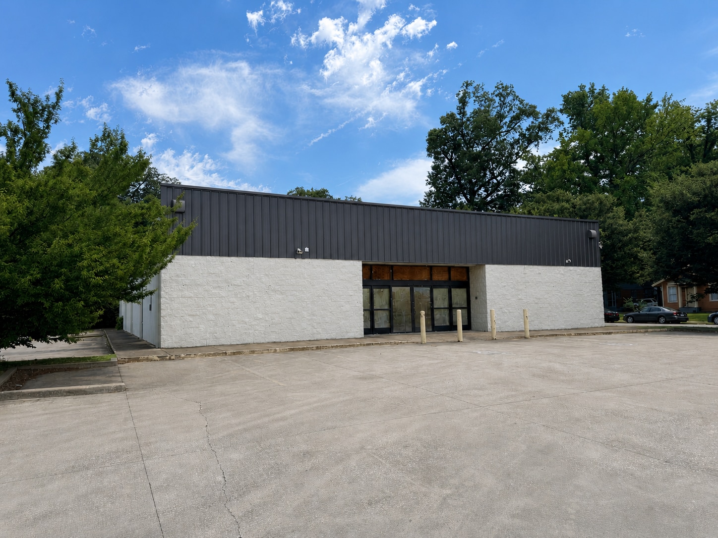 3433 Jackson Ave, Memphis, TN for lease Building Photo- Image 1 of 2