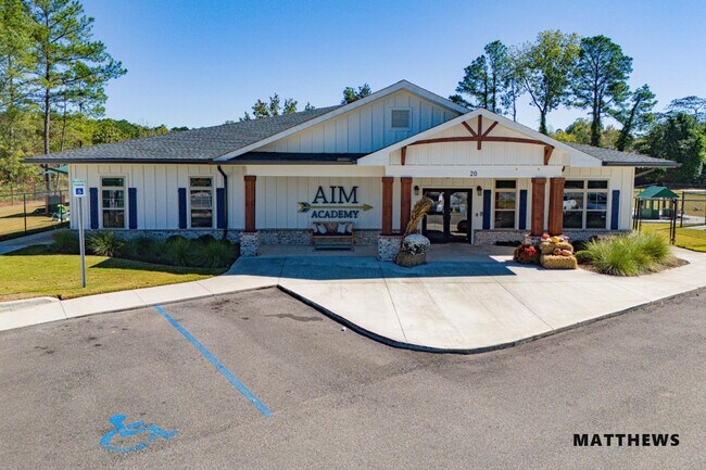 Plus de détails pour 20 Gunner Ln, Helena, AL - Commerce de détail à vendre