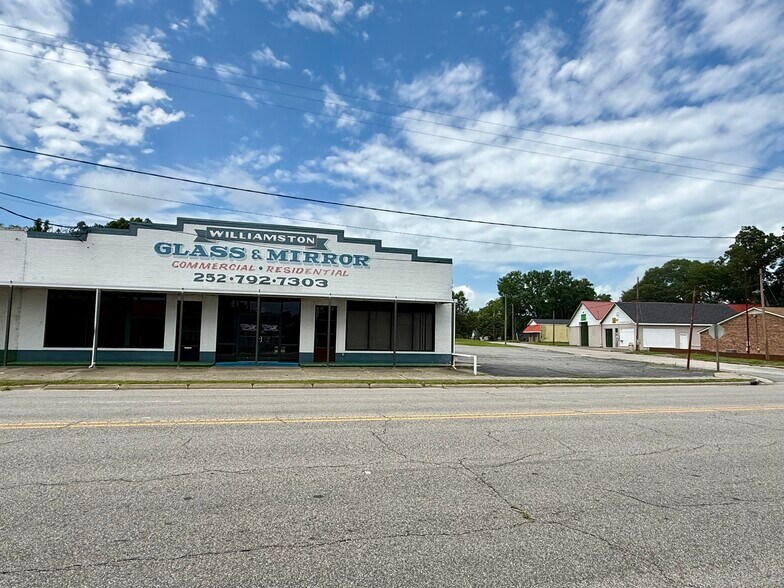 403 Washington St, Williamston, NC à vendre - Photo du bâtiment - Image 2 de 30