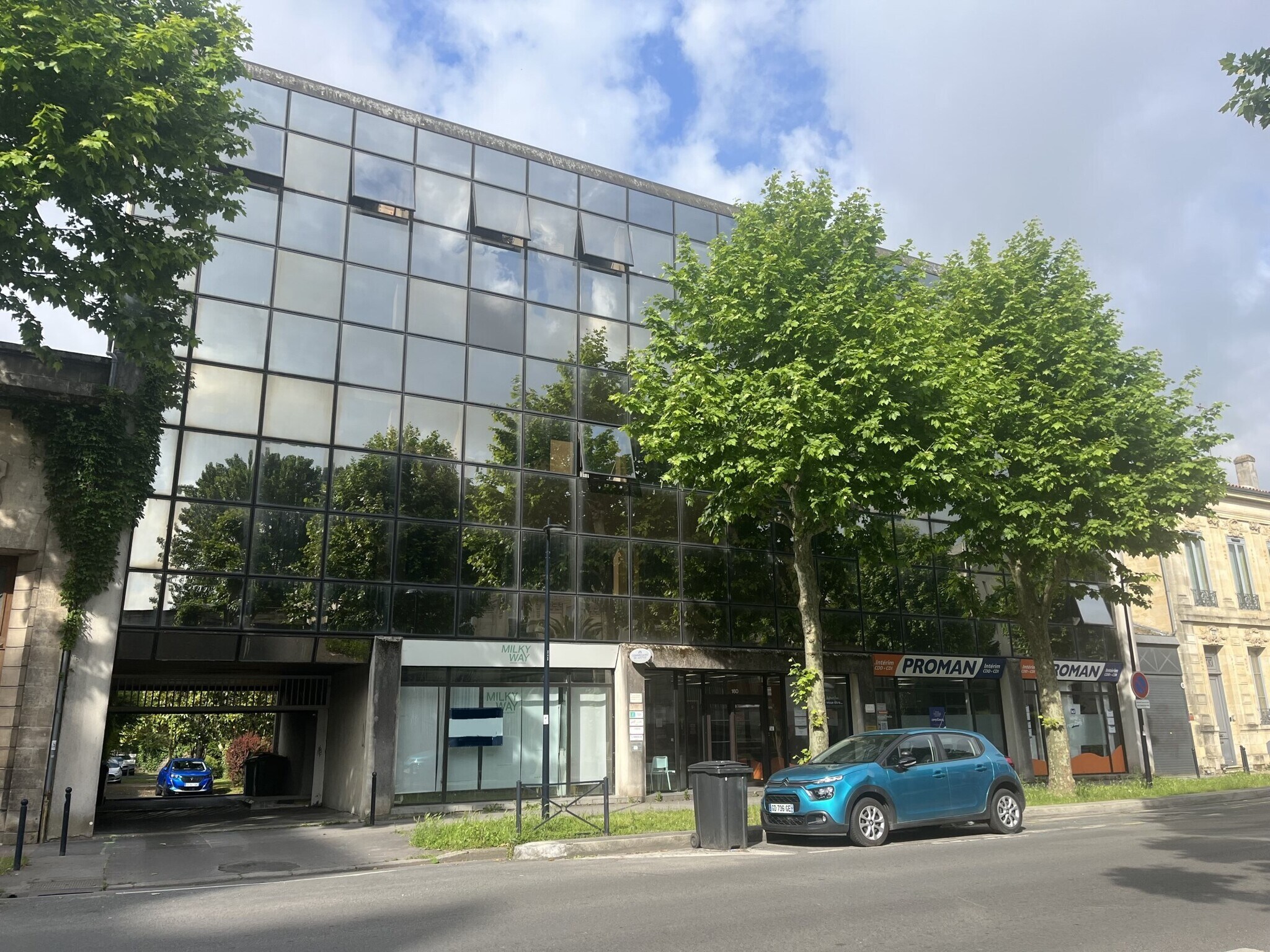 Bureau dans Bordeaux à louer Photo du bâtiment- Image 1 de 10
