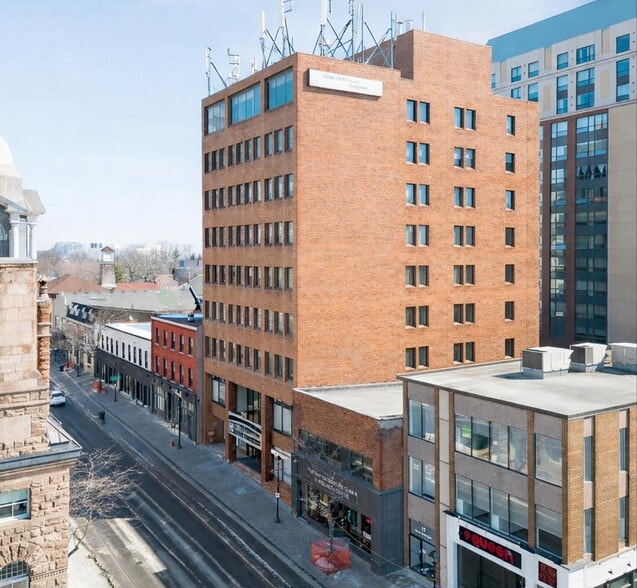 21 Queen St E, Brampton, ON for sale - Building Photo - Image 3 of 18