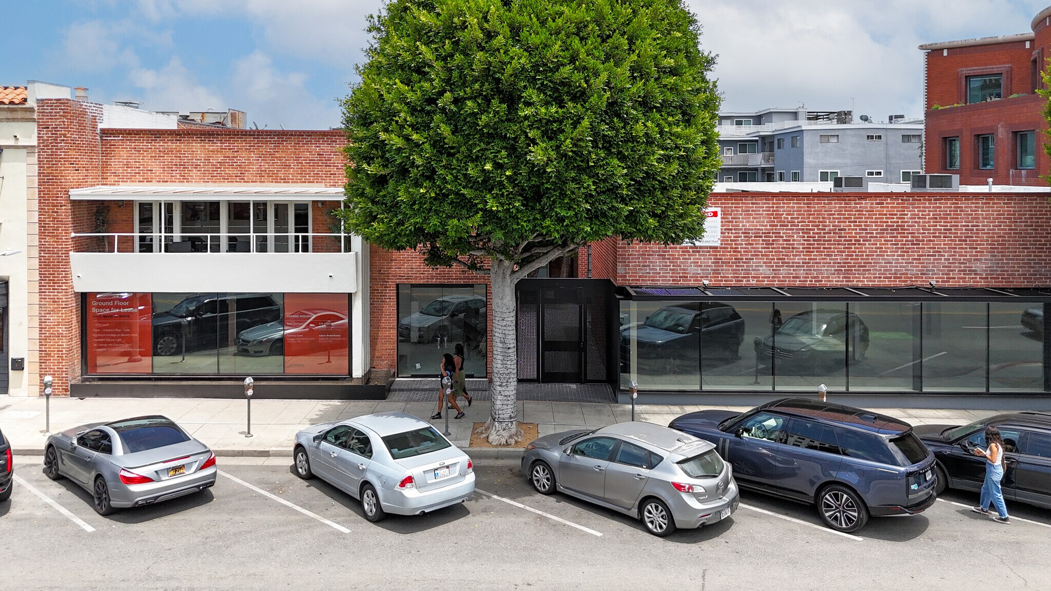 328 S Beverly Dr, Beverly Hills, CA for lease Building Photo- Image 1 of 9