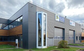 Plus de détails pour Bureau, Local d'activités à louer