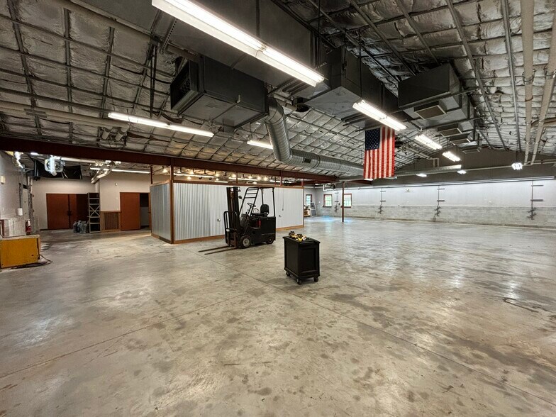 435 Nooseneck Hill Rd, Exeter, RI à vendre - Photo du bâtiment - Image 3 de 46