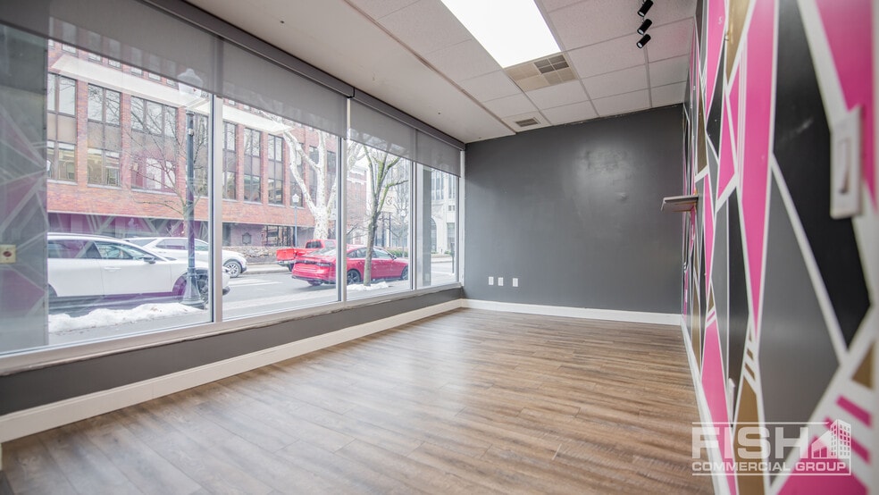 313-321 Pine St, Williamsport, PA for lease - Building Photo - Image 2 of 8