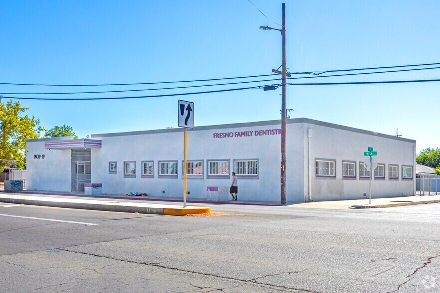 1409 N Fresno St, Fresno, CA à louer - Photo du bâtiment - Image 2 de 5