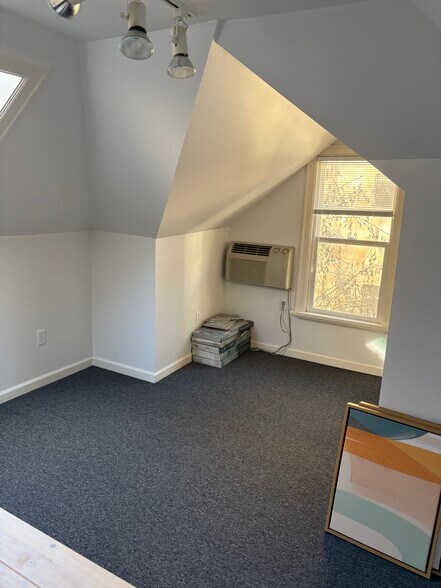 614 Boylston Ave E, Seattle, WA à vendre - Photo intérieure - Image 3 de 25
