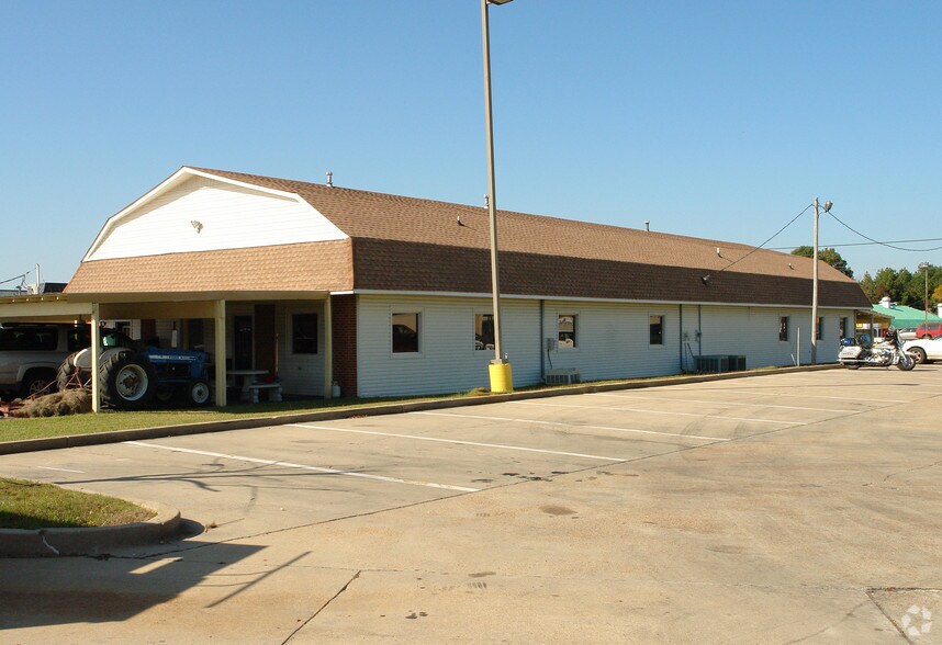 3049 Highway 80 E, Pearl, MS à vendre - Photo du bâtiment - Image 2 de 3
