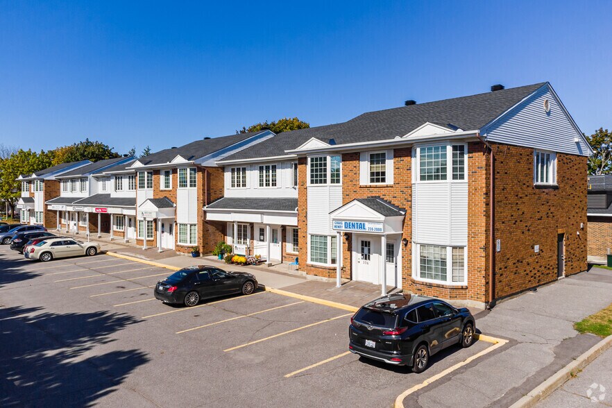 100 Craig Henry Dr, Nepean, ON à vendre - Photo principale - Image 1 de 1