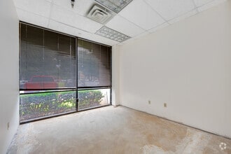 7920 Elmbrook Dr, Dallas, TX for lease Interior Photo- Image 2 of 2