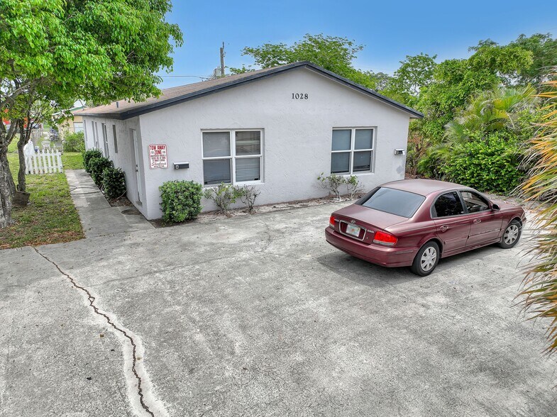 1028 W 8th St, Riviera Beach, FL à vendre - Photo principale - Image 1 de 1