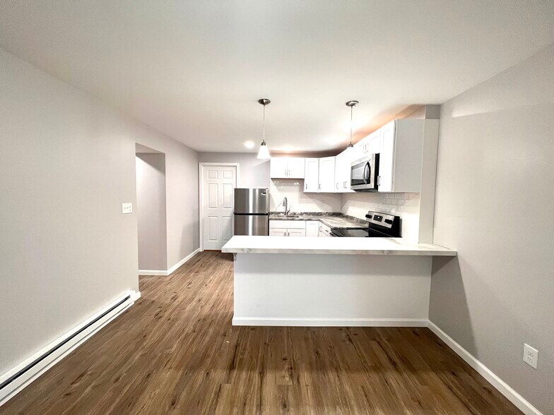 58 N Sherman St, Wilkes Barre, PA à vendre - Photo du bâtiment - Image 3 de 33