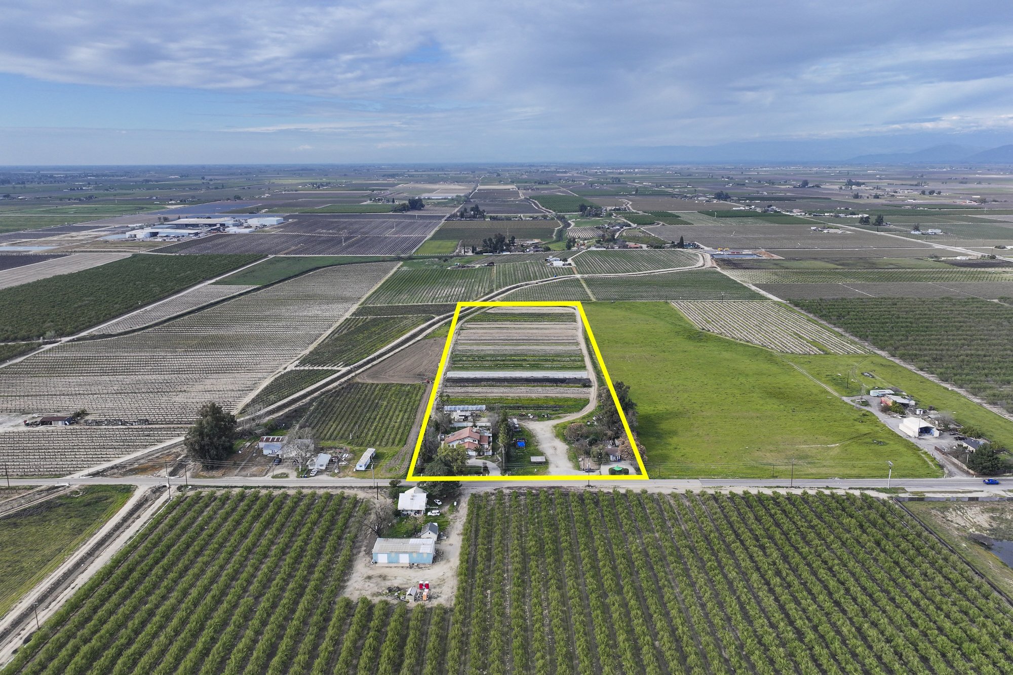 12646 E Kamm Ave, Kingsburg, CA for sale Primary Photo- Image 1 of 37