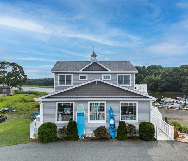 More details for 132 Shore Rd, Old Lyme, CT - Specialty for Sale