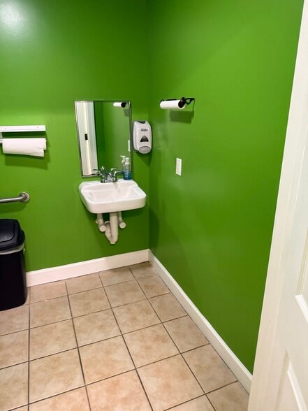 10175 Fortune Pky, Jacksonville, FL for lease - Building Photo - Image 3 of 16