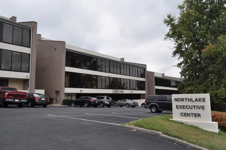 2260 Northlake Pky, Tucker, GA for lease - Building Photo - Image 3 of 10