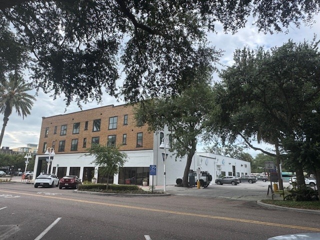 900-912 Central Ave, Saint Petersburg, FL for lease - Building Photo - Image 2 of 6