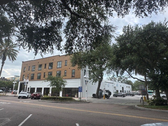 900-912 Central Ave, Saint Petersburg, FL à louer - Photo du bâtiment - Image 2 de 6