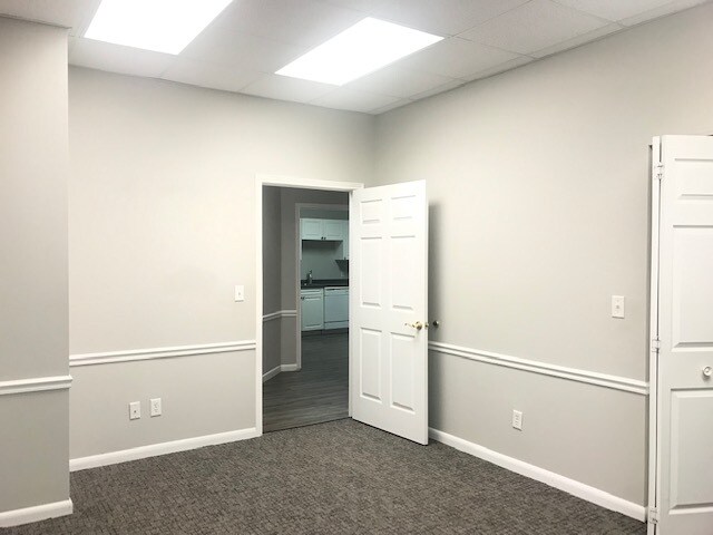 13227 FM 1764 Rd, Santa Fe, TX à louer - Photo intérieure - Image 2 de 8