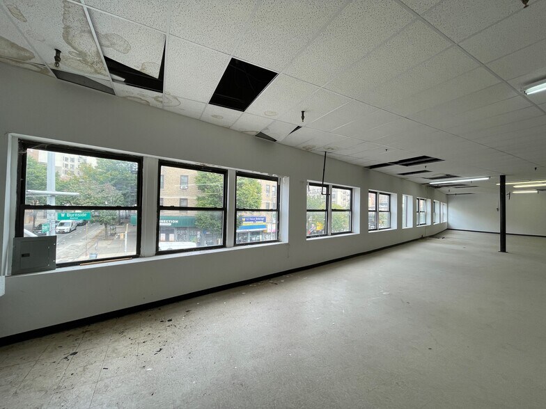 40-48 W Burnside Ave, Bronx, NY à louer - Photo du bâtiment - Image 2 de 17