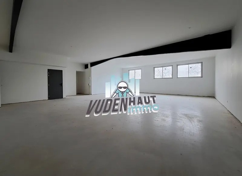 Office in Plaisance-du-Touch for lease Interior Photo- Image 1 of 8