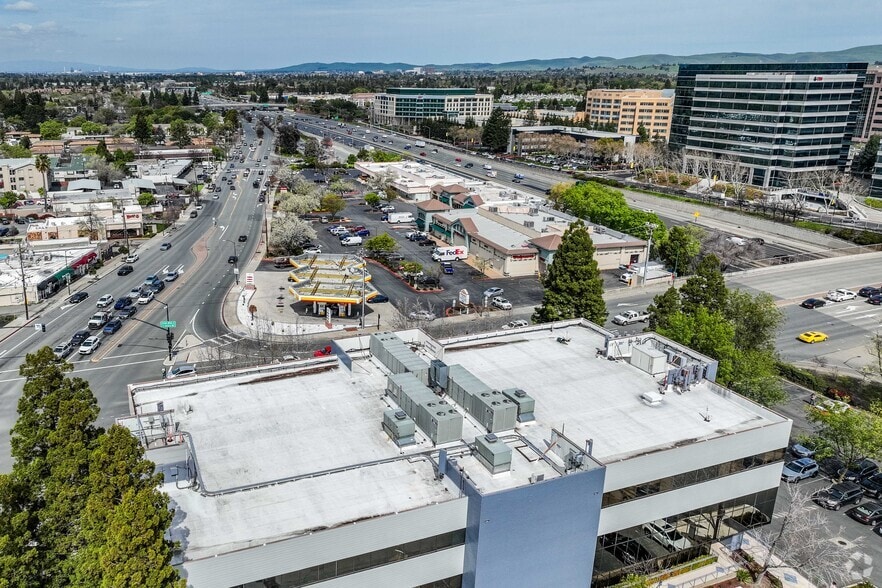 2890 N Main St, Walnut Creek, CA for lease - Building Photo - Image 3 of 6