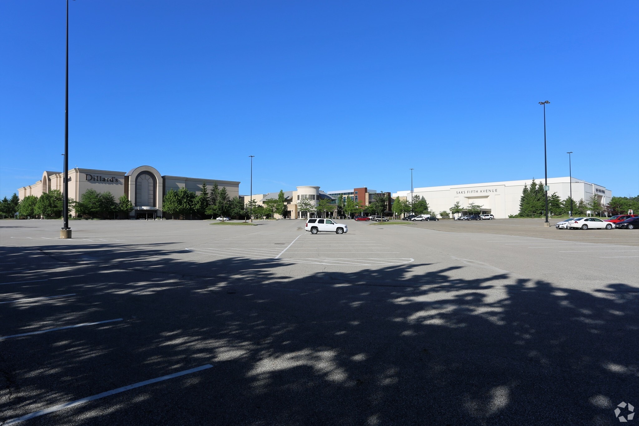26100-26300 Cedar Rd, Beachwood, OH for lease Primary Photo- Image 1 of 18