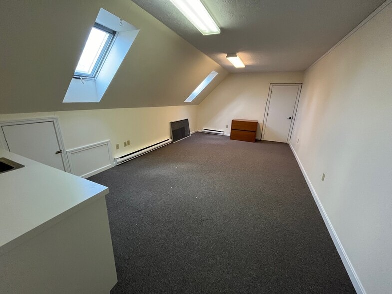 169 Port Rd, Kennebunk, ME à louer - Photo intérieure - Image 3 de 11