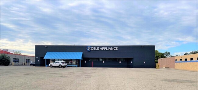 Plus de détails pour 830 28th St SW, Grand Rapids, MI - Commerce de détail à vendre
