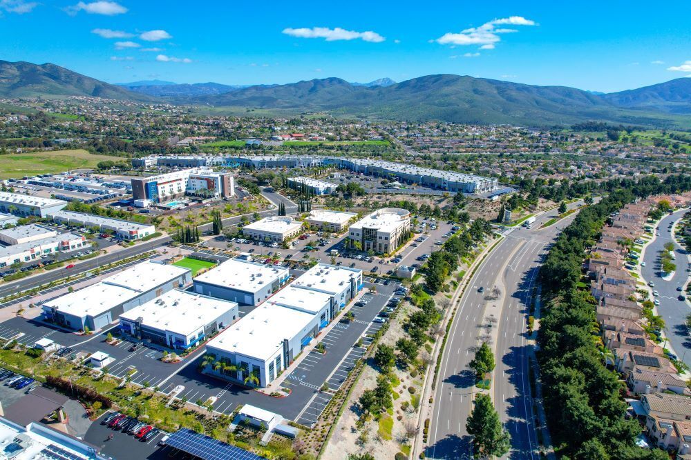 2434 Fenton St, Chula Vista, CA à louer Photo principale- Image 1 de 31