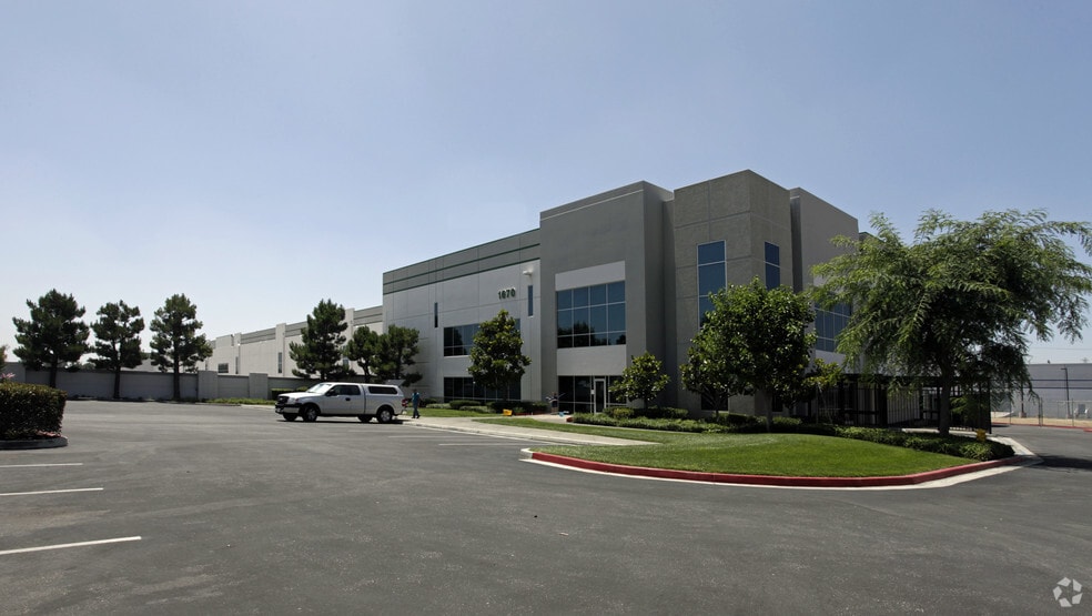 1670 Champagne Ave, Ontario, CA for lease - Building Photo - Image 1 of 5
