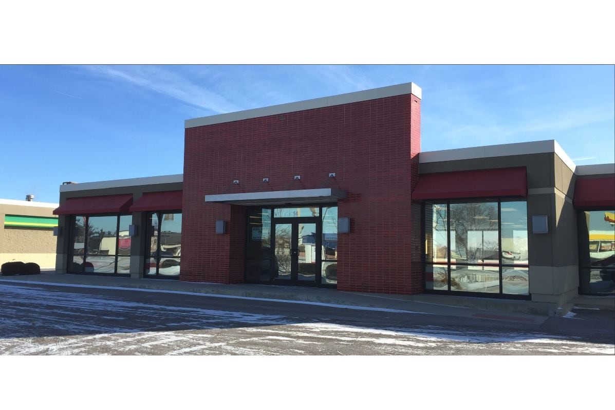 14 N Springboro Pike, Dayton, OH for lease Primary Photo- Image 1 of 3
