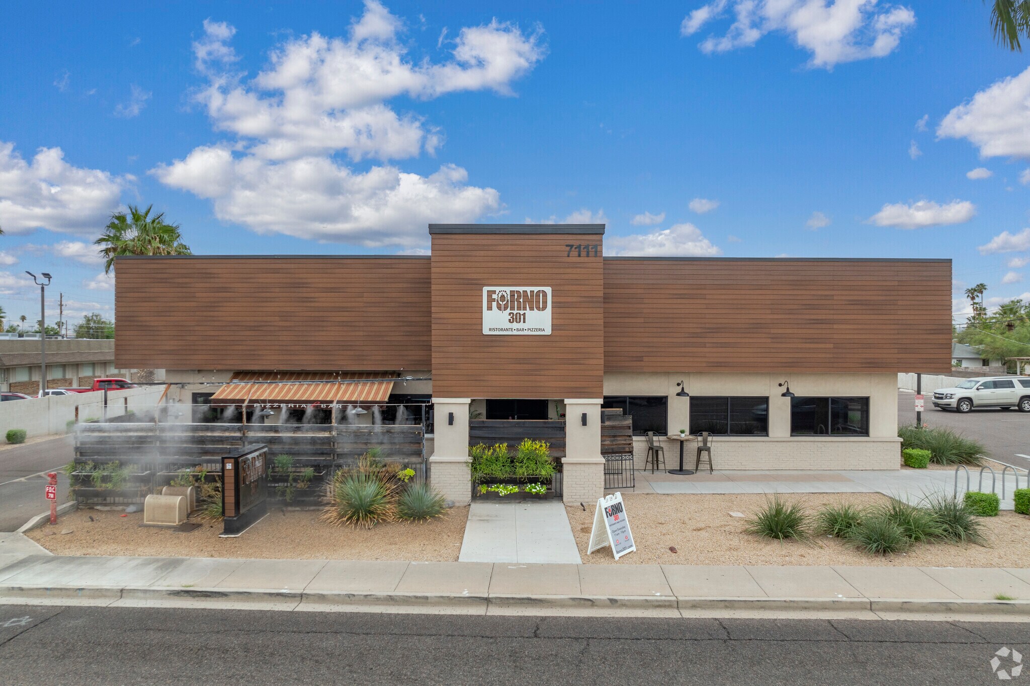 7111 E Thomas Rd, Scottsdale, AZ à louer Photo du bâtiment- Image 1 de 32