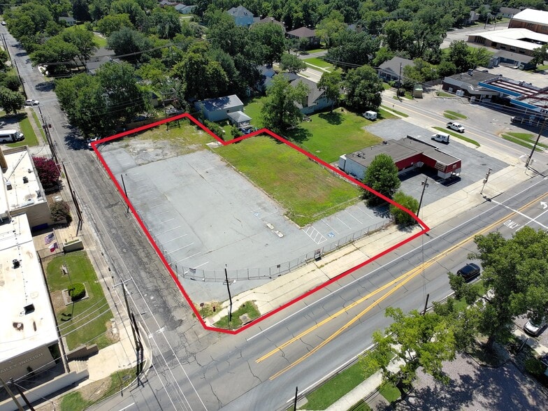920 N Center St, Bonham, TX for sale - Aerial - Image 3 of 8