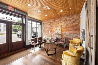 109 E Lafayette St, Jackson, TN for lease Interior Photo- Image 2 of 18