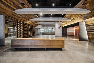 800 W Olympic Blvd, Los Angeles, CA à louer Photo intérieure- Image 1 de 8