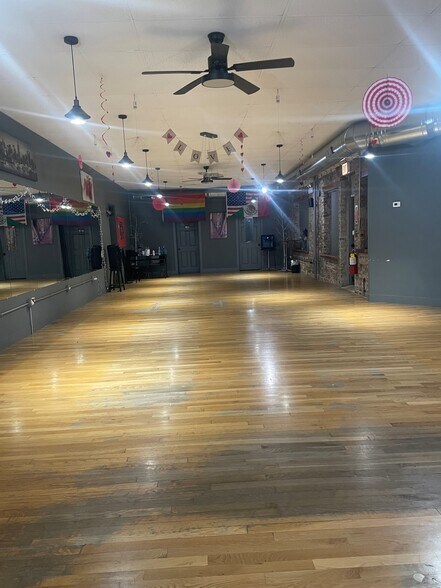 5844-5848 W Montrose Ave, Chicago, IL à vendre - Photo du bâtiment - Image 3 de 15