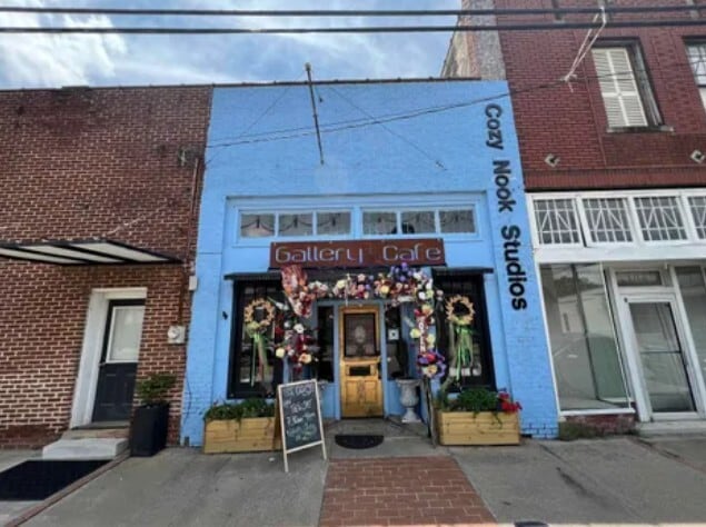 106 N Center St, Lonoke, AR for sale - Primary Photo - Image 1 of 1