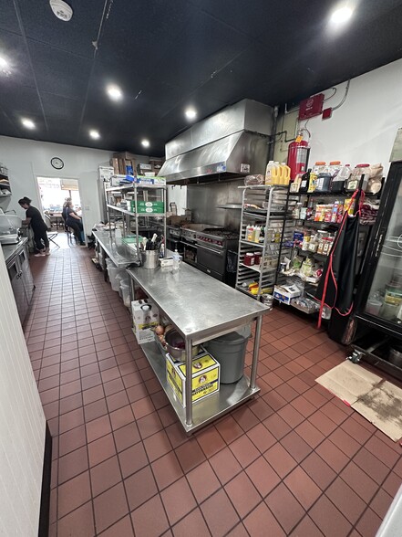 1103 Goffle Rd, Hawthorne, NJ for lease - Building Photo - Image 3 of 11