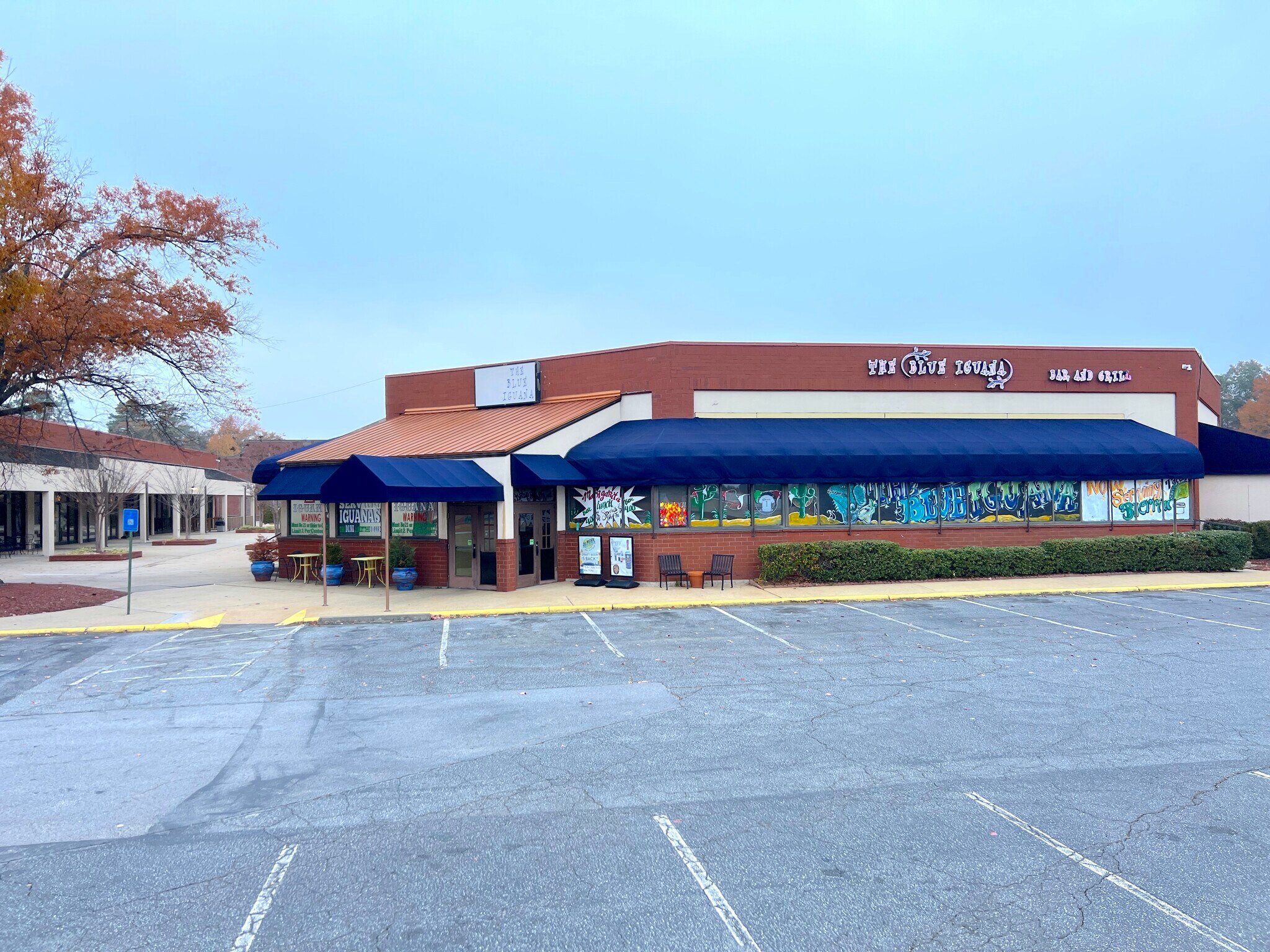 2301 Airport Trwy, Columbus, GA for lease Building Photo- Image 1 of 6