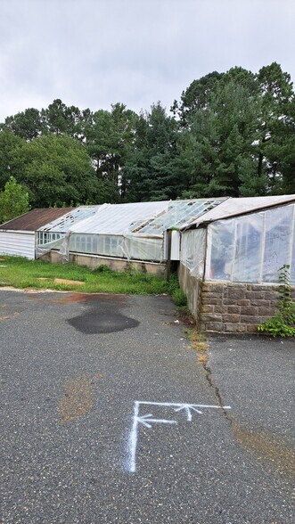 4401 E Joppa Rd, Perry Hall, MD à vendre - Photo du bâtiment - Image 2 de 18