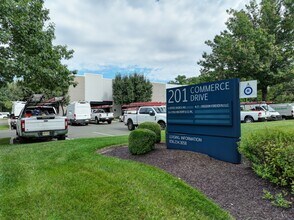 201 Commerce Dr, Moorestown, NJ for lease Building Photo- Image 1 of 3