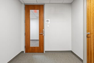 8229 Boone Blvd, Vienna, VA for lease Interior Photo- Image 2 of 22