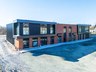 Plus de détails pour 9950 Boul Bourque, Sherbrooke, QC - Bureau à louer