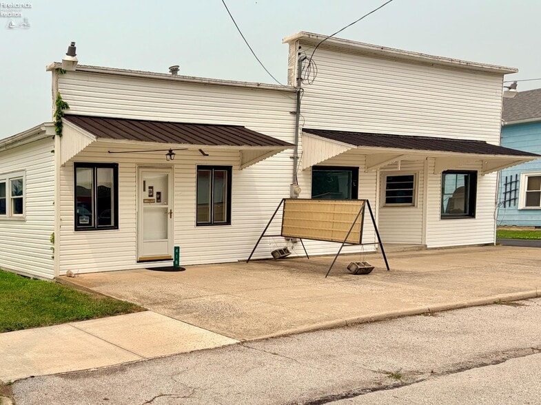 418 Main st, Risingsun, OH for sale - Primary Photo - Image 1 of 26