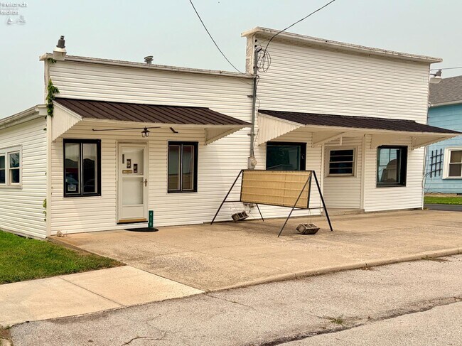 More details for 418 Main st, Risingsun, OH - Retail for Sale