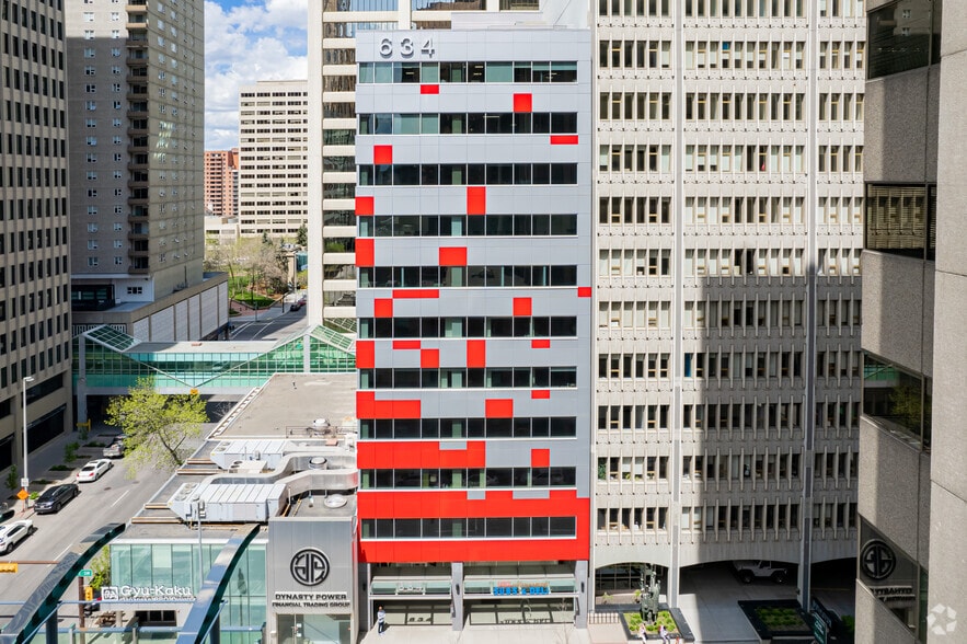 634 6th Ave SW, Calgary, AB à vendre - Photo du bâtiment - Image 3 de 21