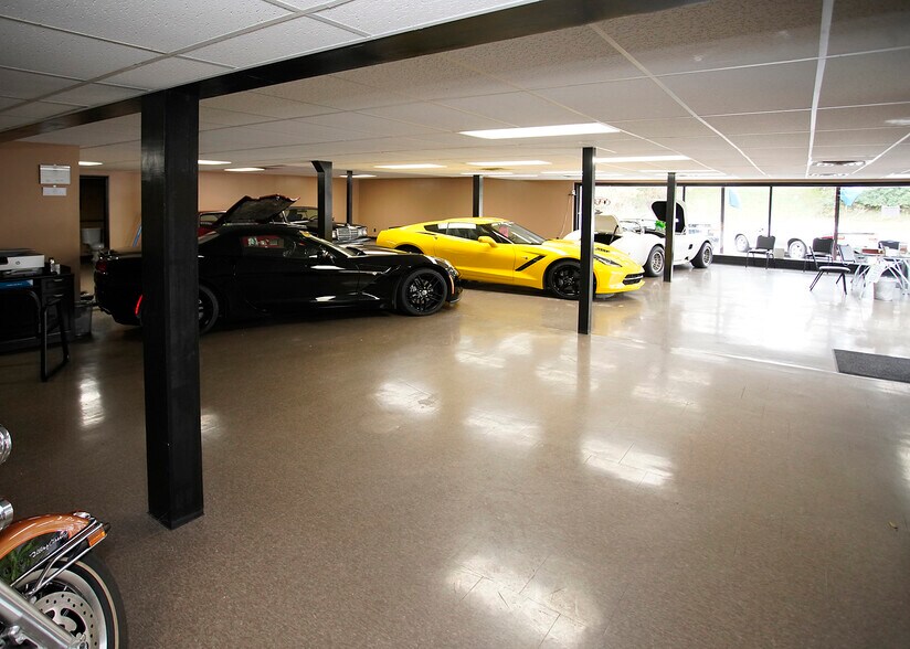 9947 Brooklyn Rd, Brooklyn, MI for sale - Building Photo - Image 3 of 13