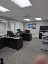 595 W 7th St, San Pedro, CA for lease Interior Photo- Image 2 of 6