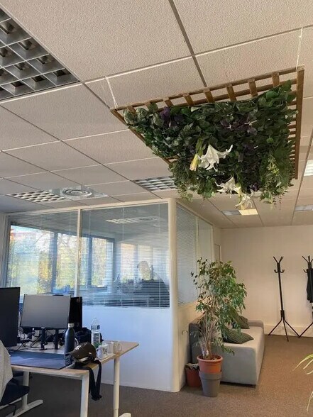 Office in Montpellier for lease - Interior Photo - Image 3 of 5